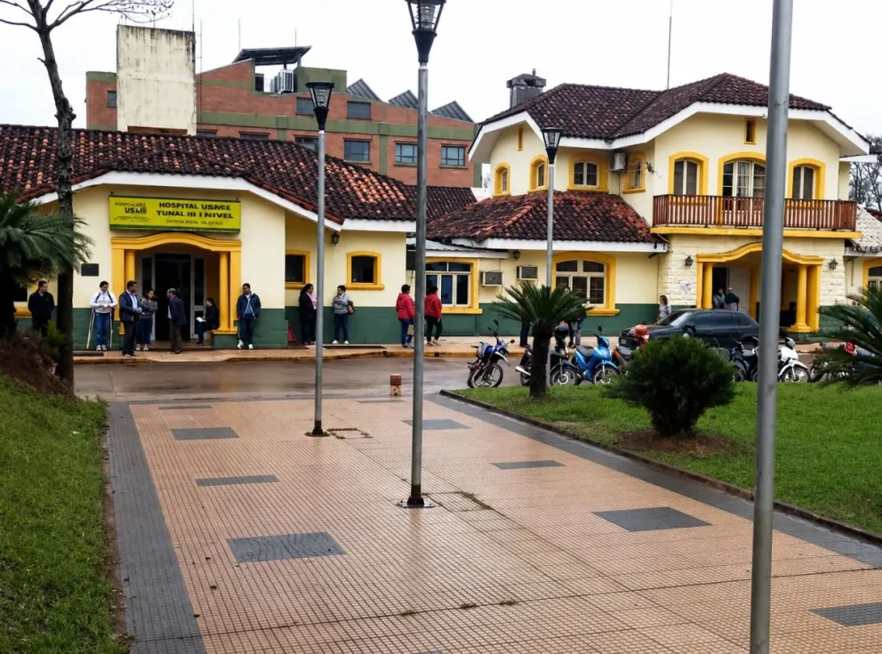 El joven está internado en el hospital de Iguazú. //Foto: Norma Devechi.