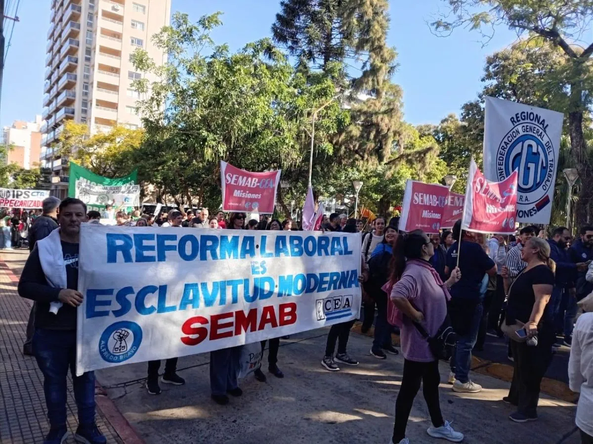 Docentes exigen urgente convocatoria a mesa salarial y advierten que ...