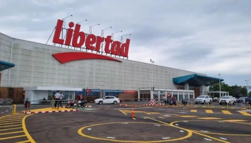Hoy cierra definitivamente sus puertas el Hipermercado Libertad de Posadas imagen-6