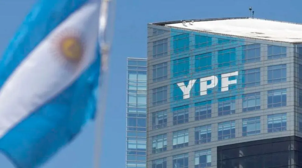 YPF liberada de fuertes deudas y con proyecciones de crecer. Foto: AP