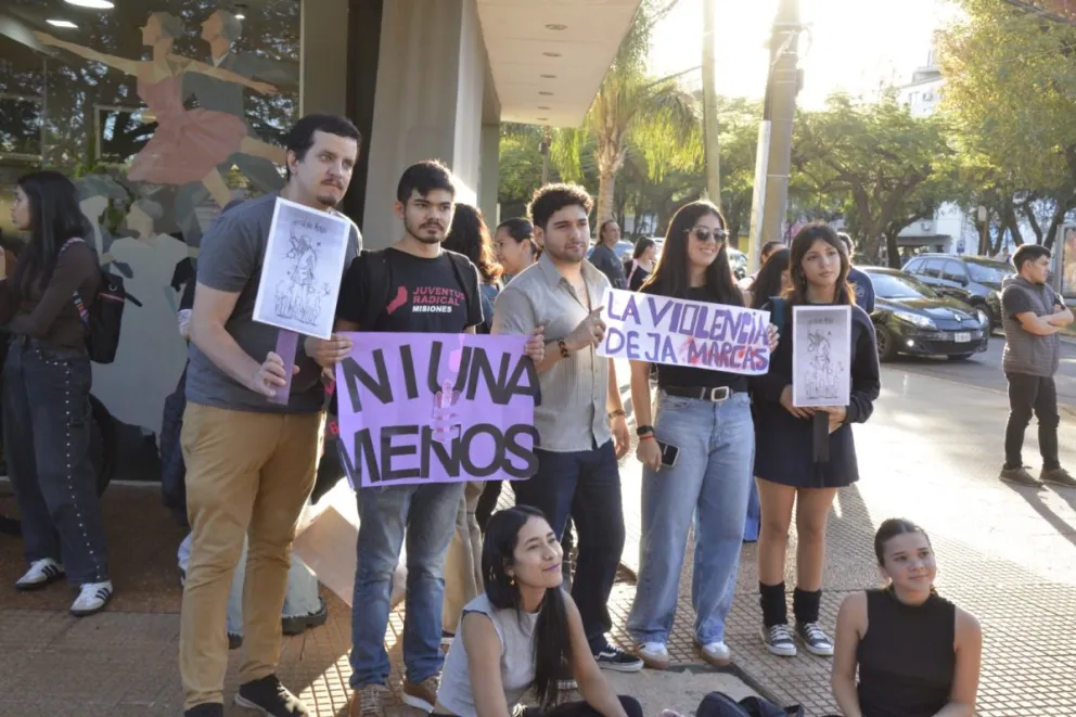 Foto: Estudiantes en la movilización. //Foto: Jorge Acosta.