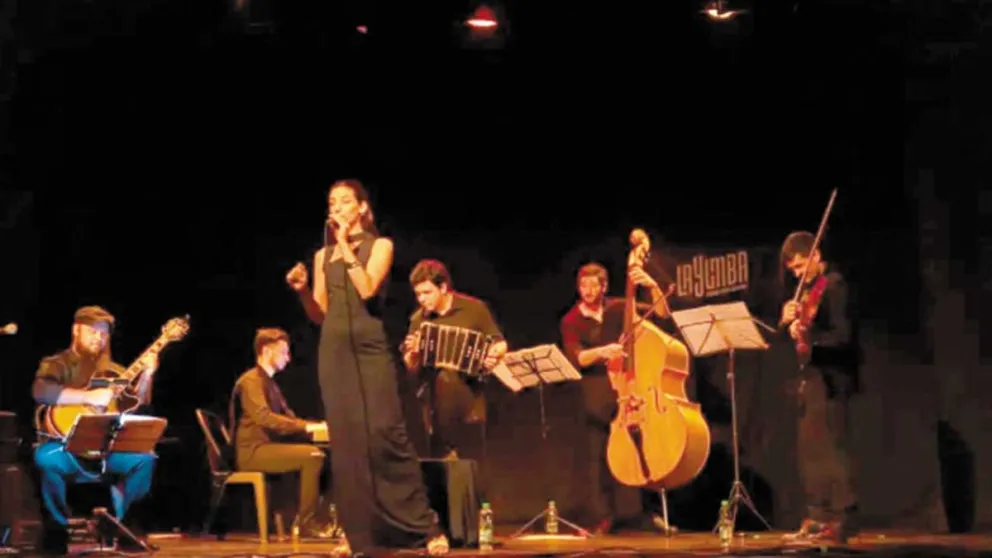 Quinteto Tangazo se presenta hoy en Oberá y mañana en Posadas.