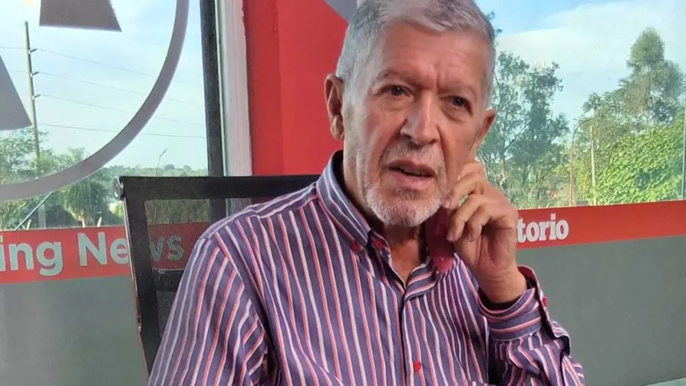 Balero Torres en El Territorio detalló el contenido de su nuevo libro.
