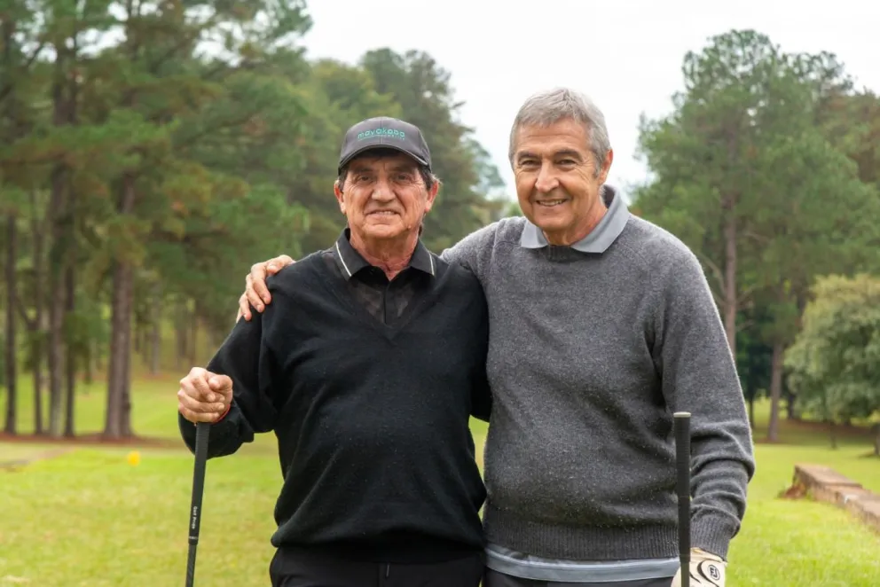 Roberto Damus (izquierda) -el primer preclasificado del torneo- dejó en el camino a Ricardo Wirz. // Fotos: Jorge Acosta.