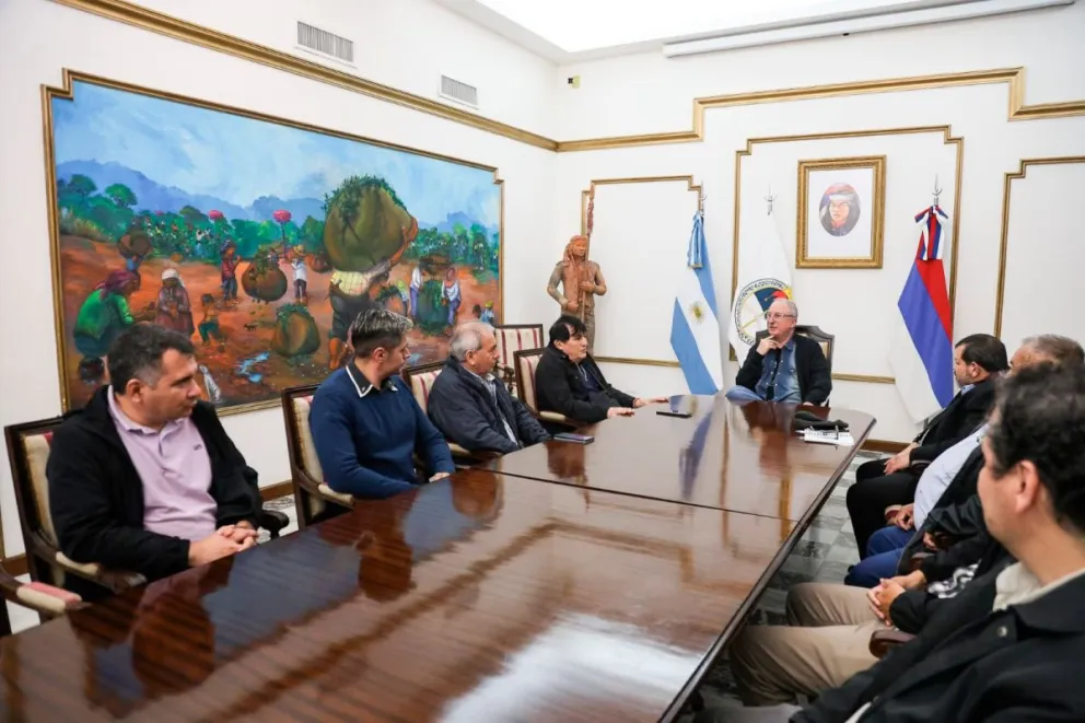 Passalacqua analizó la situación del sector con los representantes gremiales.