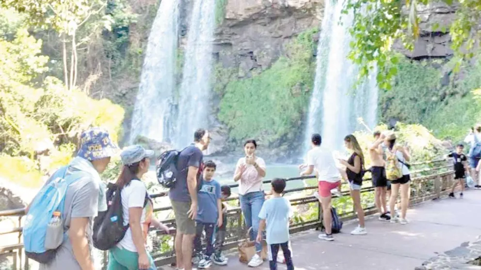 En todos los destinos hay menor movimiento; en Misiones, Iguazú es el principal atractivo todo el año. //Foto: Norma Devechi.