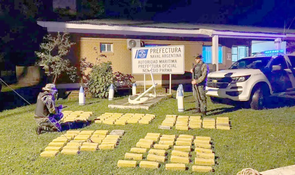 El primero de los operativos se concretó en Santa Ana. Foto: prensa prefectura