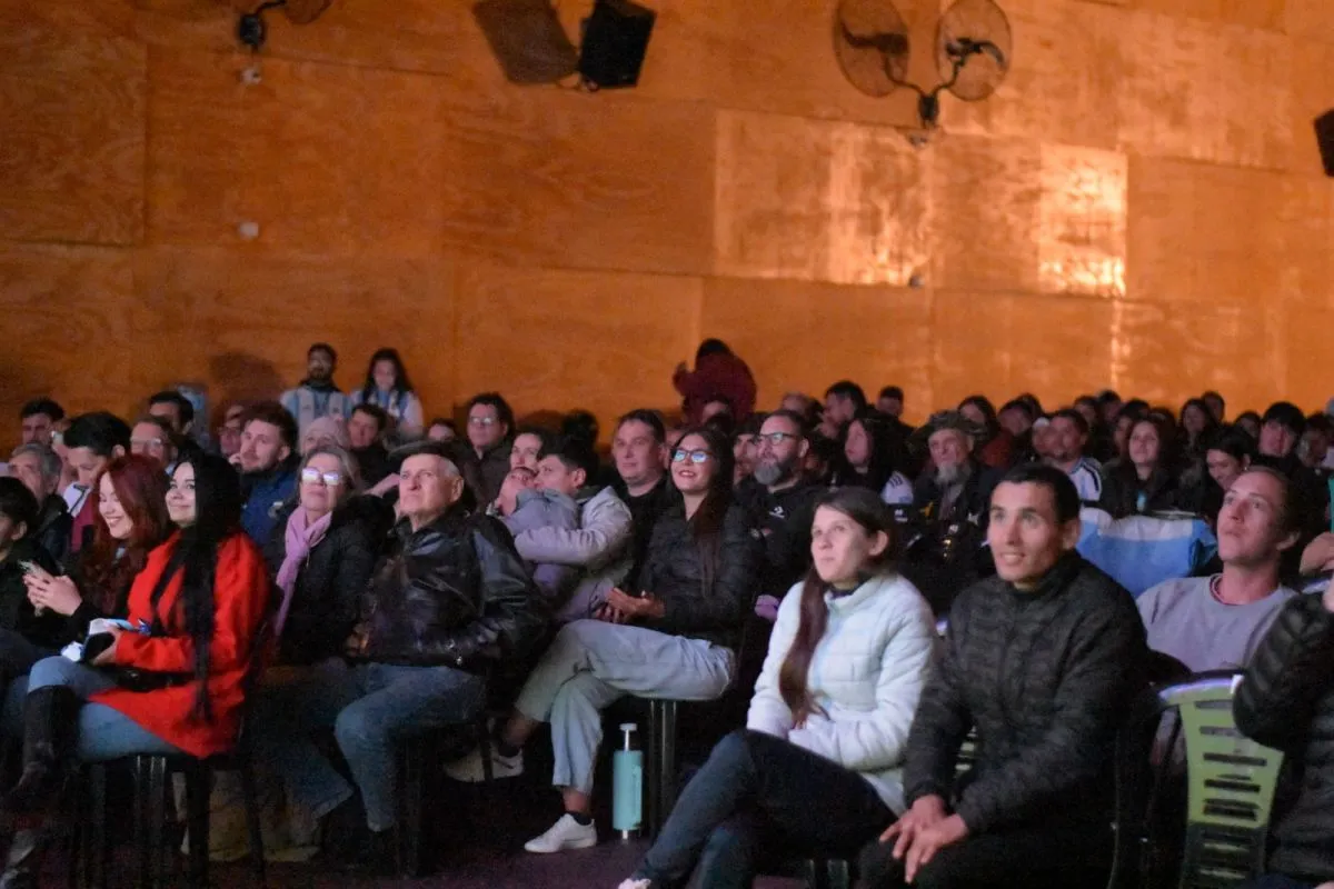 Para vibrar con la Selección Nacional en el Mundial: abrió el Cine Teatro Alem