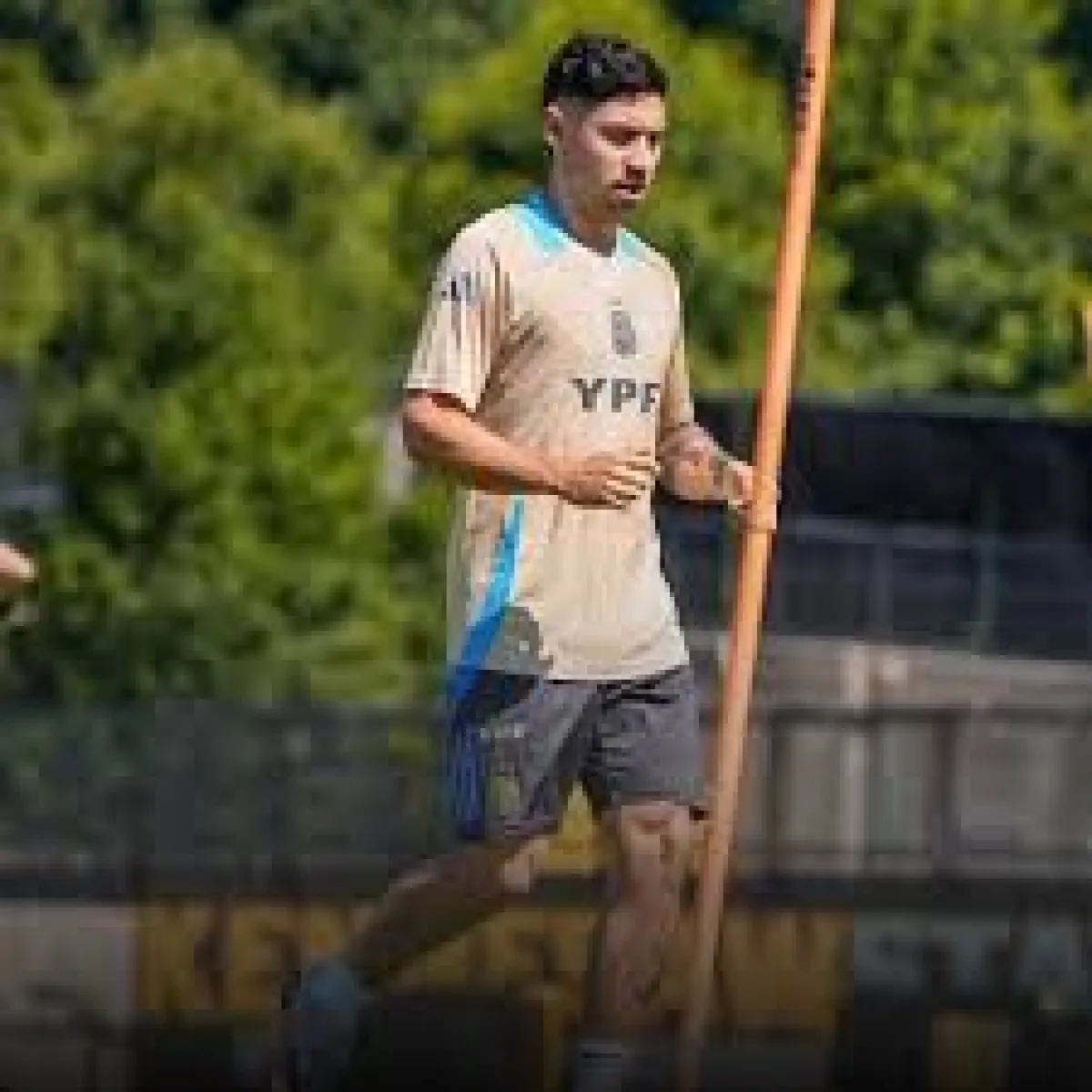 Montiel encendió una señal de alerta en la Selección y Molina gana terreno para enfrentar a Austria