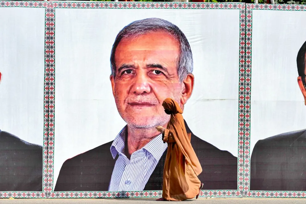 El presidente iraní fue recibido en Pakistán con gigantografías. 