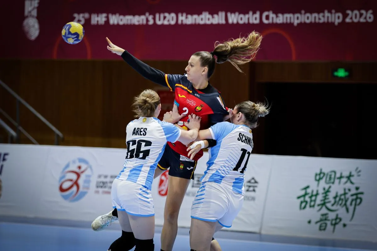 Handball: la selección junior, con Mara López, cayó en el estreno mundialista pero busca rápida revancha