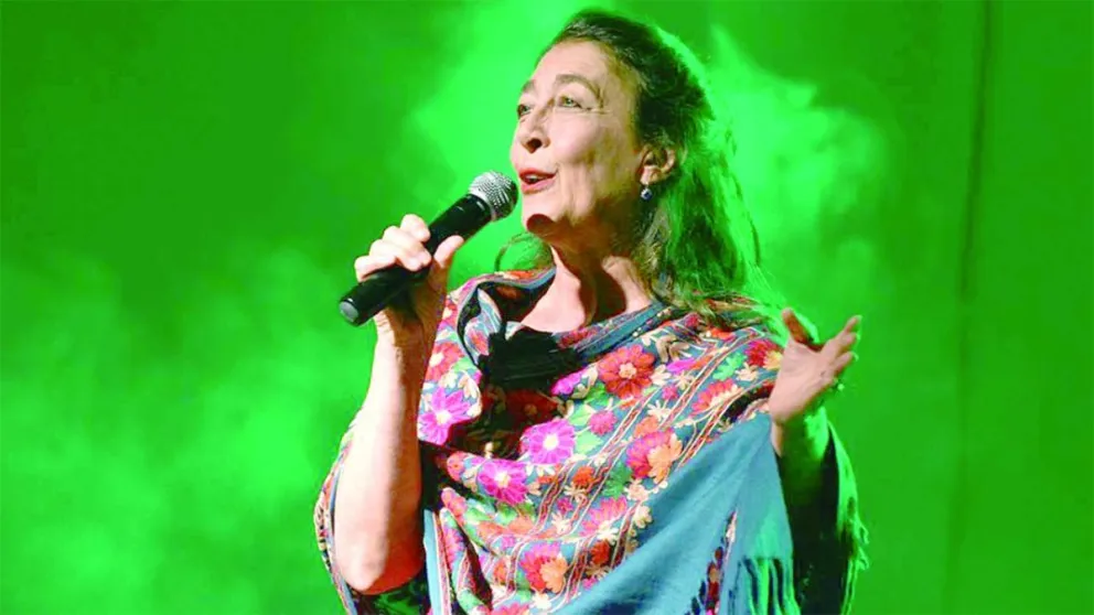 Gricelda Rinaldi, narradora oral y referente del teatro para las infancias invitó a recuperar la sensibilidad y la ternura.