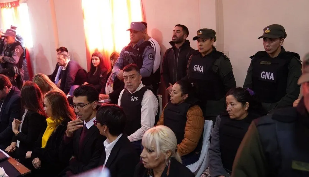 Los acusados por la desaparición de Loan Peña, durante una de las audiencias del juicio.
