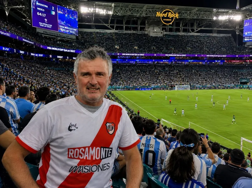 "Si estamos bien parados habrá una diferencia de dos goles”, aseguró. // Foto generada con IA.
