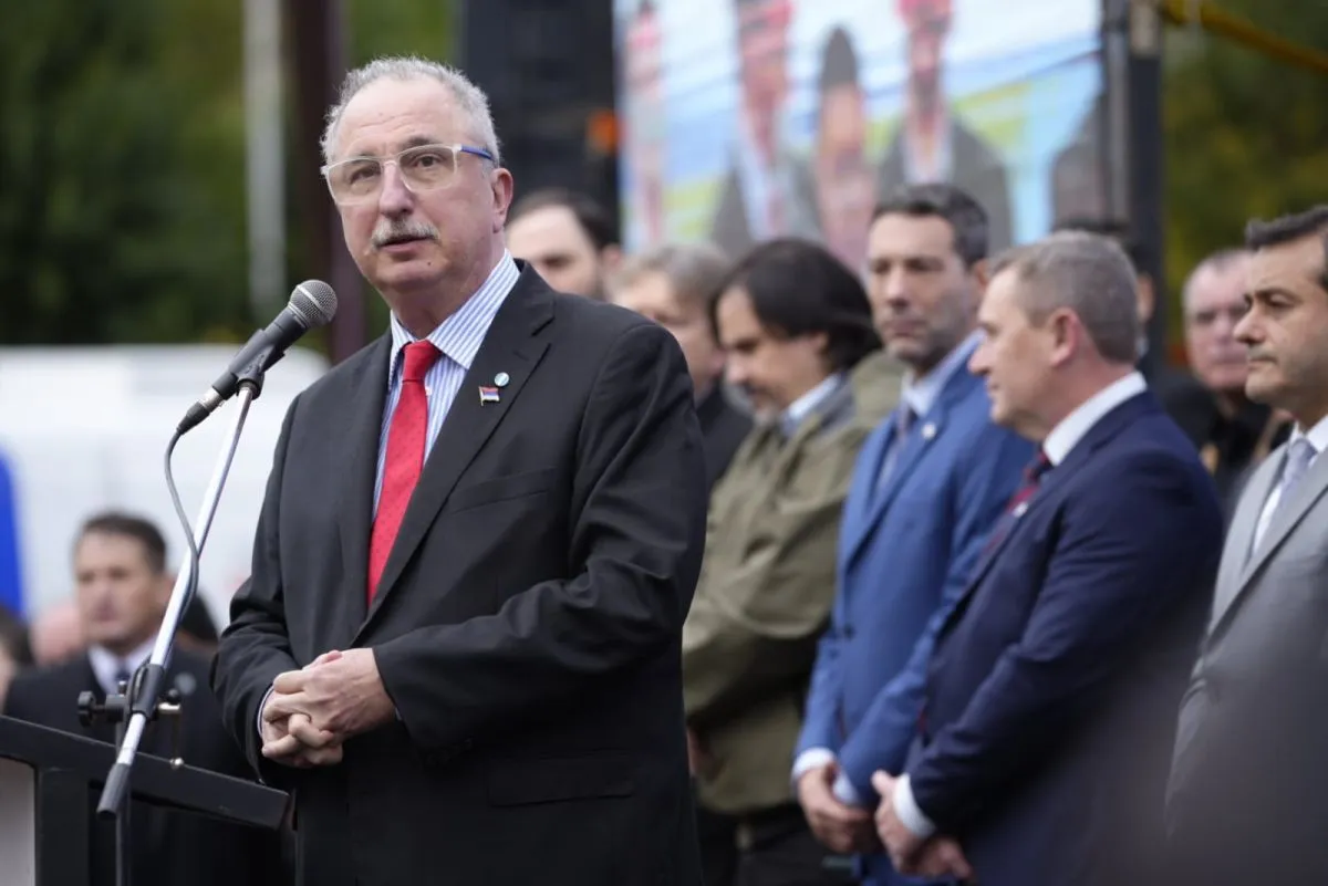 Passalacqua oficializó la fusión de ministerios, nuevos ministros y nuevo titular del organismo recaudador