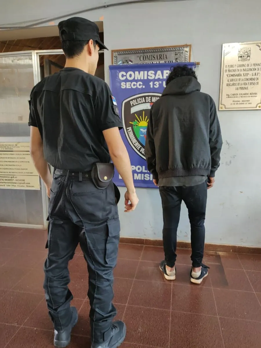 Policía de franco frustró un asalto y redujo a un delincuente armado