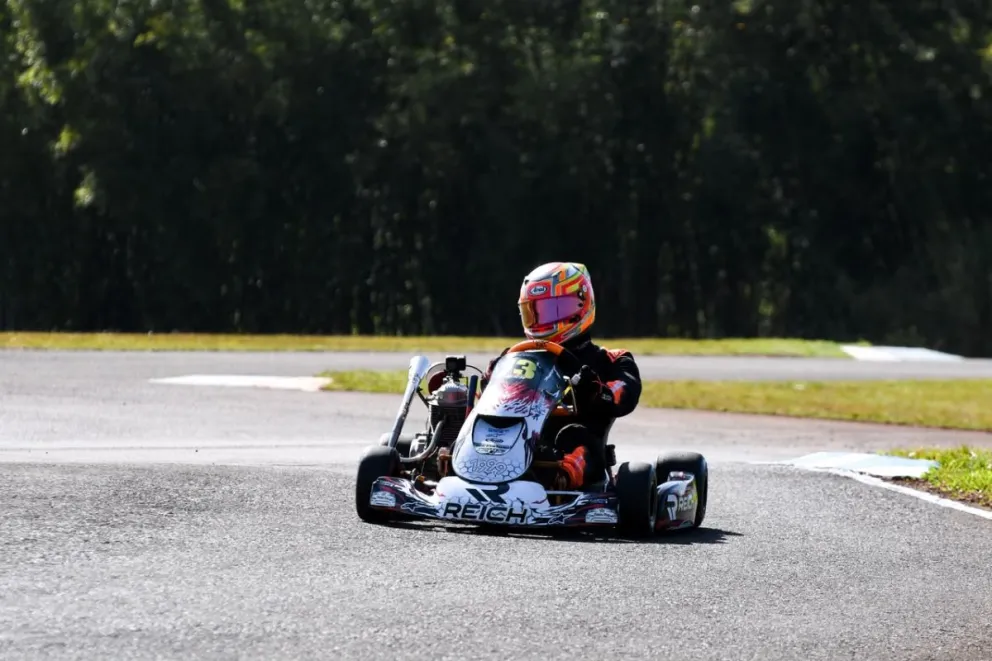 El karting salió a pista en Oberá.