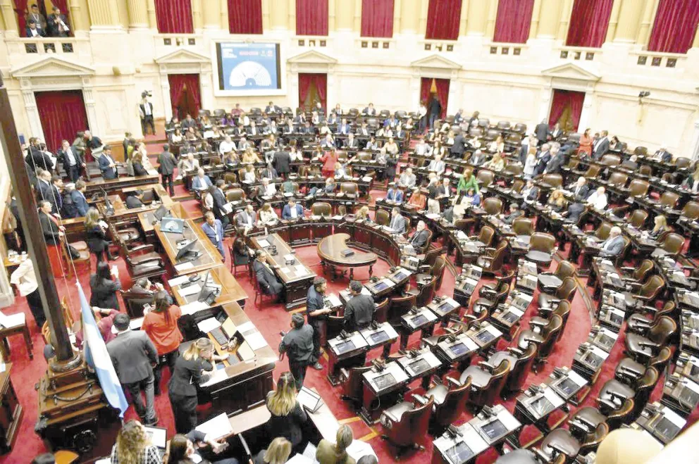 En 2024 los senadores se aseguraron subas por encima de la inflación.  