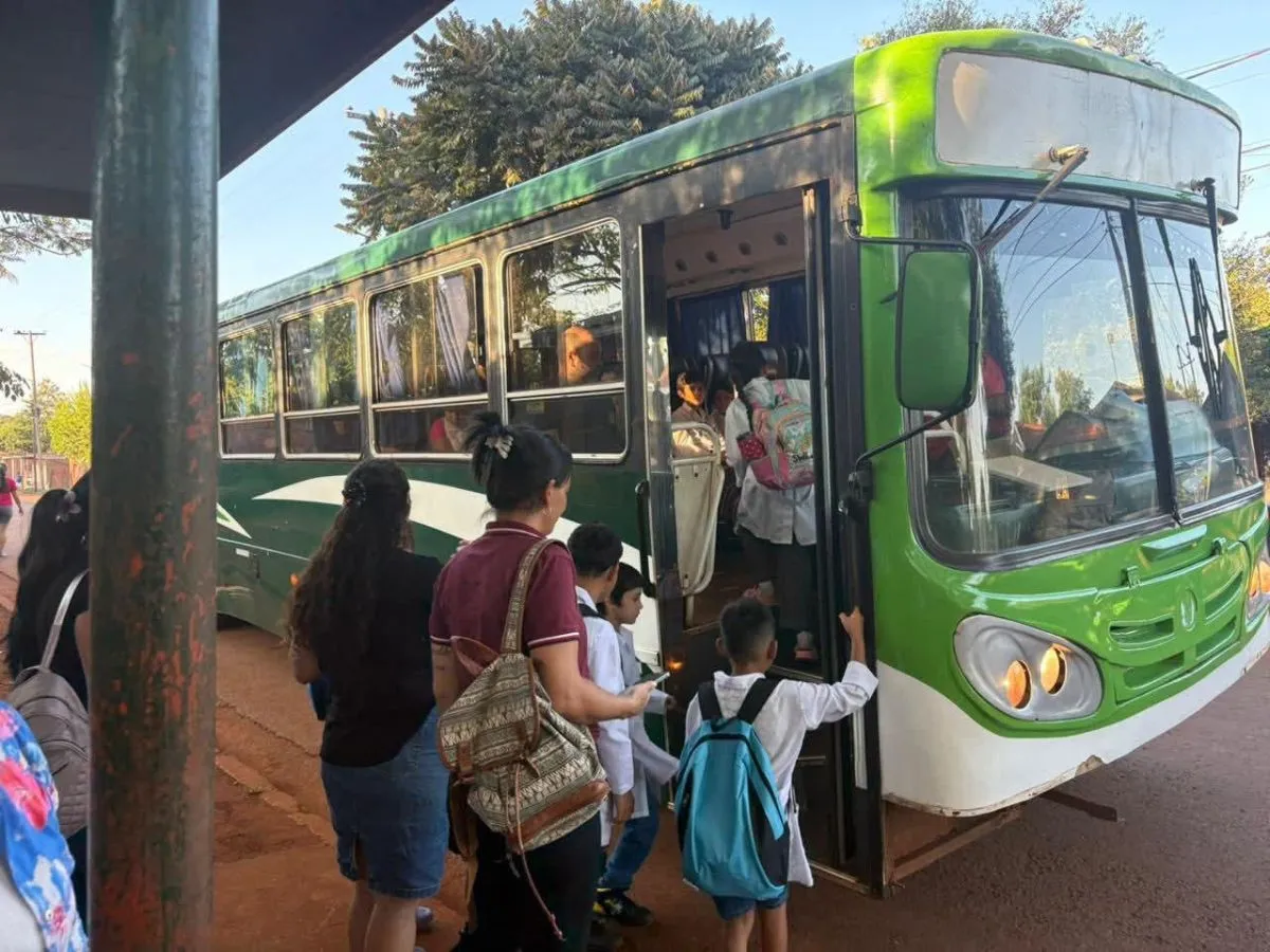 Puerto Esperanza redujo las frecuencias del transporte urbano por las vacaciones