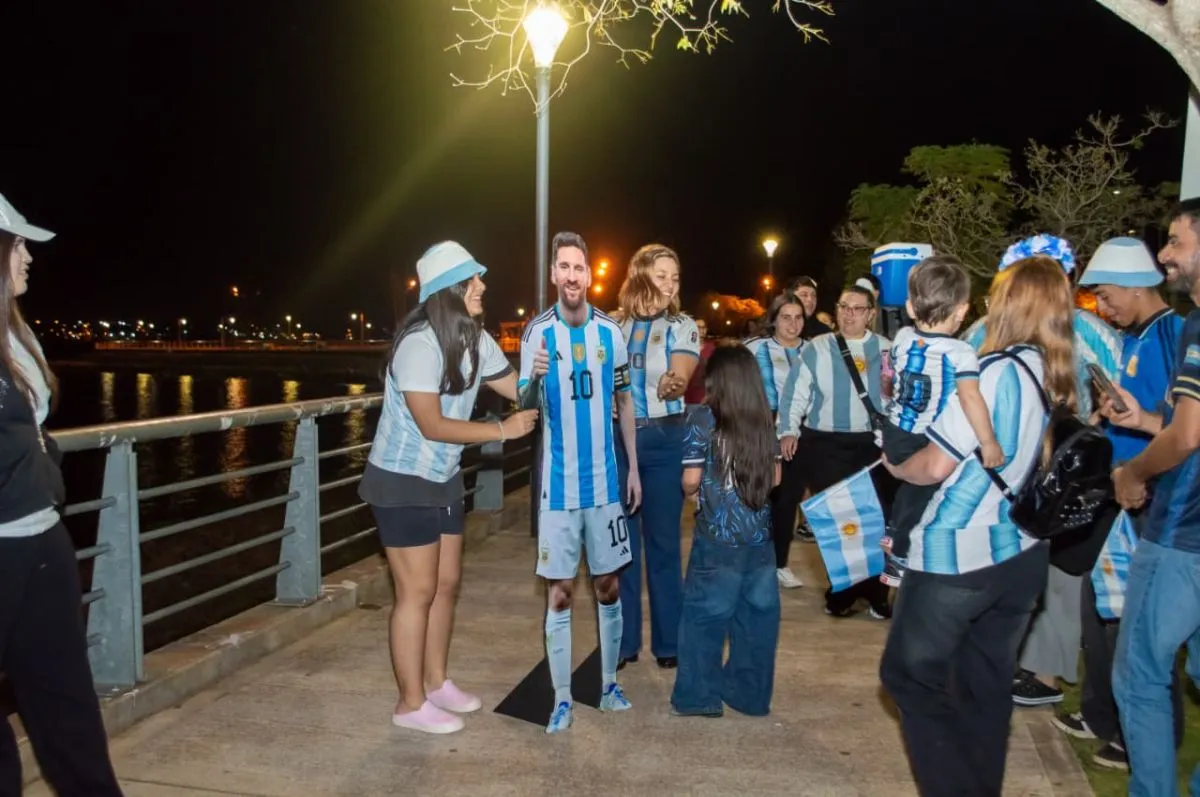 Los posadeños fueron a la Costanera para agradecer a la selección argentina