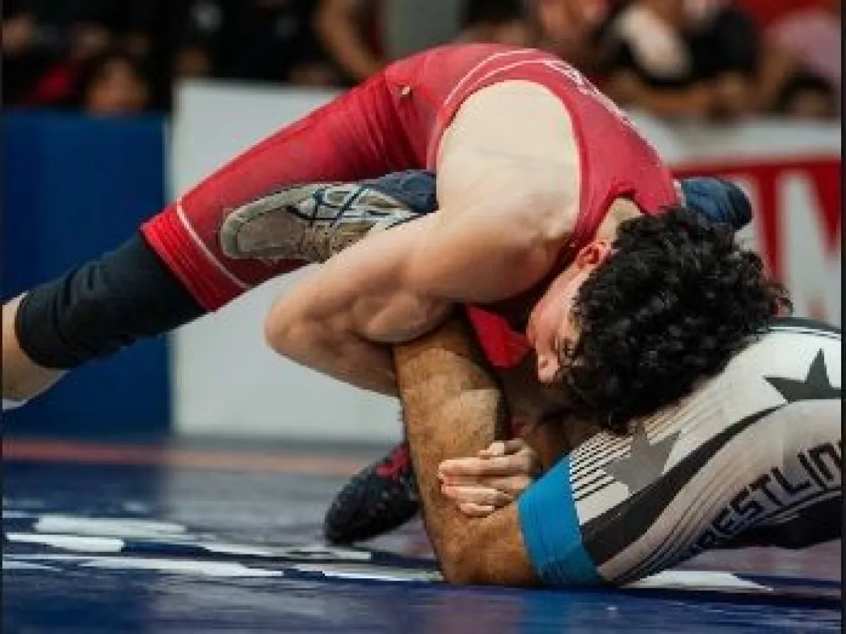 Posadas se llenó de luchadores con un certamen histórico que convocó a 200 atletas