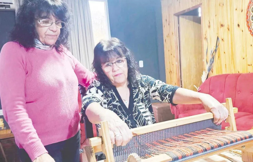 Las hermanas se siguen perfeccionando en este arte.  Foto: Esteban González
