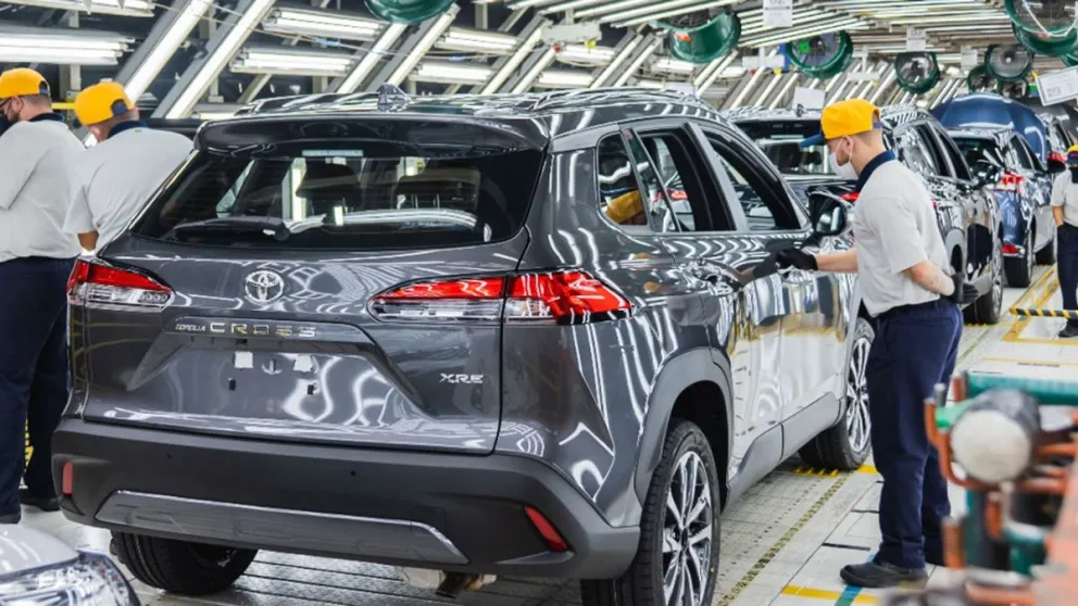 La compra de vehículos y autopartes brasileños cayó un 36,9% en julio.