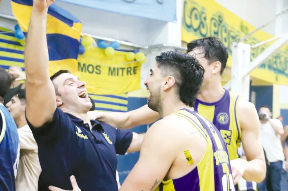El entrenador Martinho sabe que puede ser una noche de las más importantes del básquet misionero. Foto: Prensa Mitre