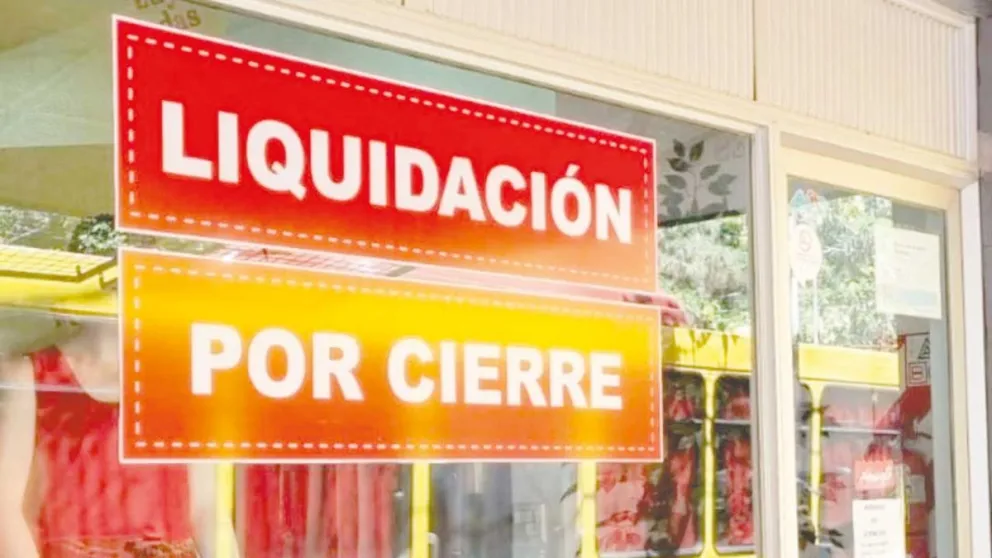 La falta de consumo motivó una ola de cierres desde diciembre de 2023.  