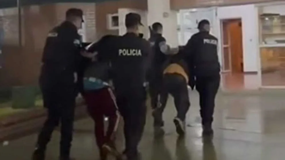 Un joven brasileño de 28 años y un argentino de 33, detenidos. Foto: captura de video