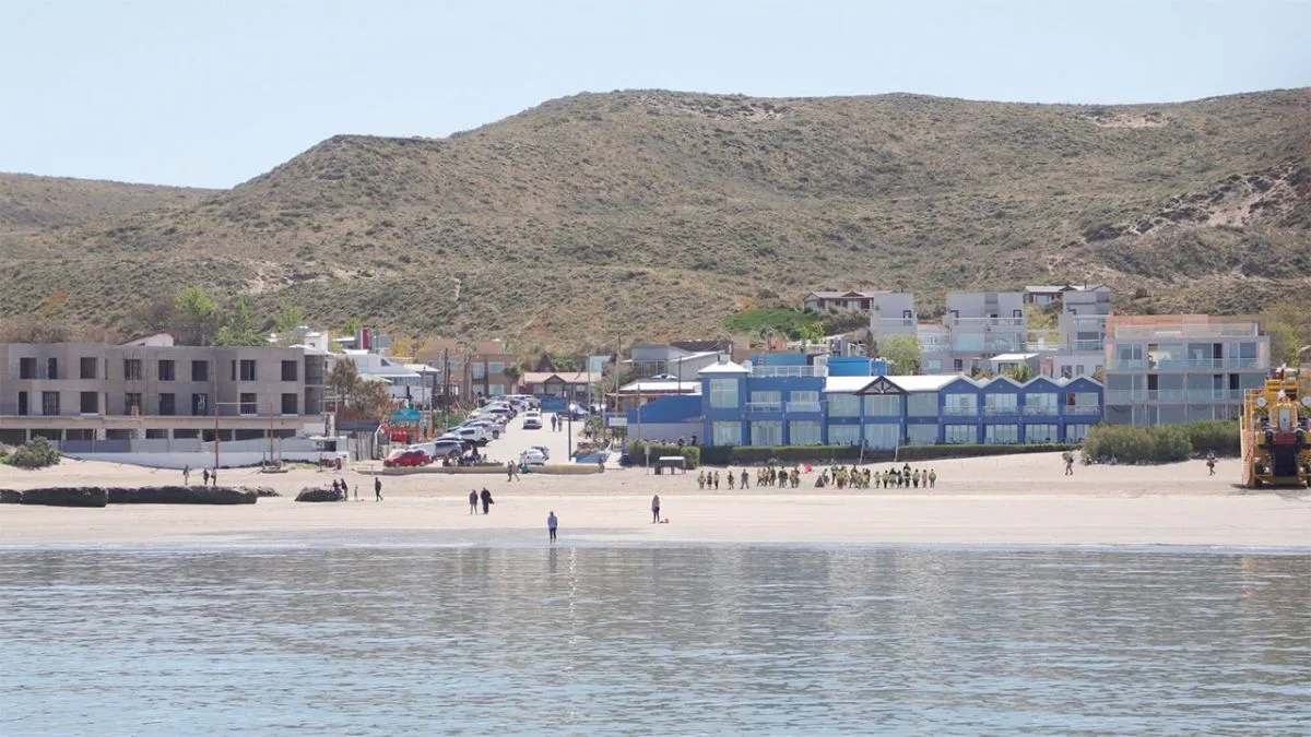 Puerto Pir&aacute;mides