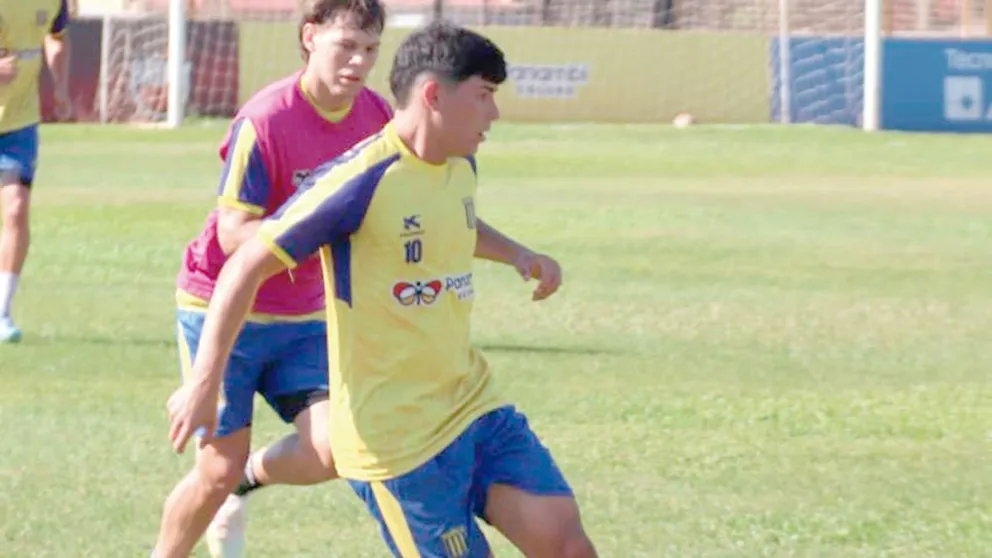 Sarza es uno de los generadores de fútbol en el medio auriazul. Foto: prensa Mitre