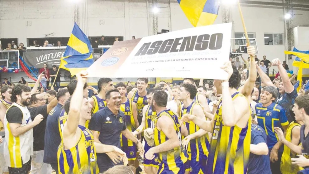 El Auriazul fue el campeón de la Liga Federal y ascendió. Foto: María de Perini