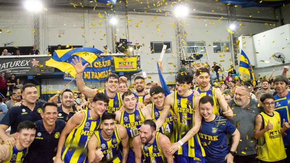 Jugadores, cuerpo técnico y colaboradores de Mitre disfrutaron junto a su gente. Foto: María de Perini