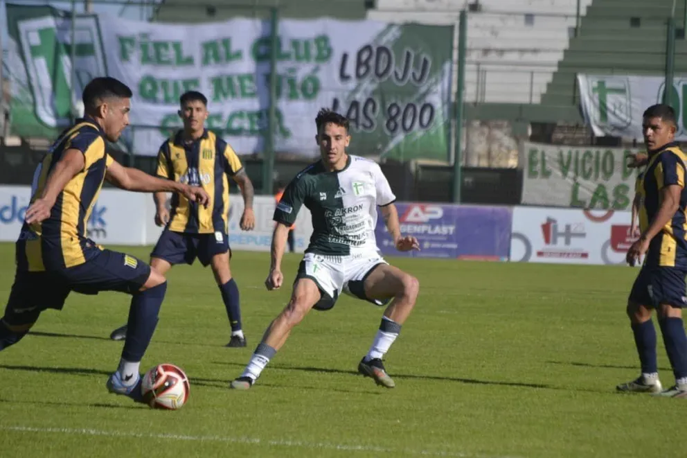El equipo de Pico lo intentó pero no estuvo fino en el último tramo de la cancha. 