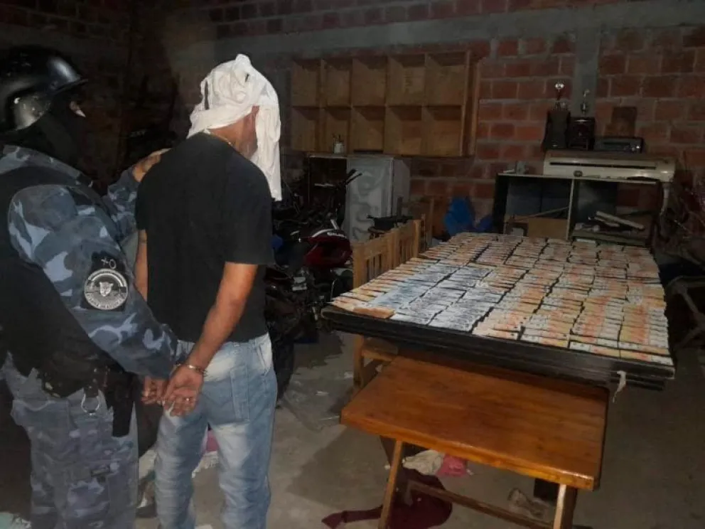 El imputado fue detenido tras un operativo en el barrio 38 Viviendas de Garupá en donde se recuperó parte de lo robado.  