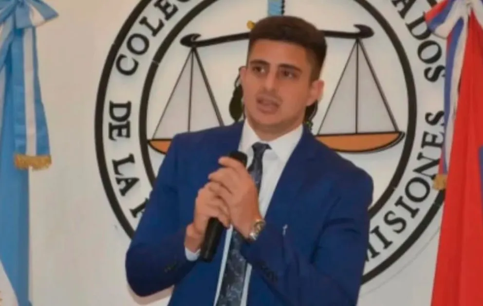 Thomas se desempeñó como vicepresidente del Colegio de Abogados de Misiones. 