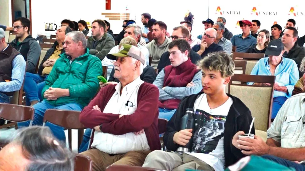Ganaderos de toda la provincia y sus familias participaron del evento de capacitación para el sector. Foto: gentileza Farm