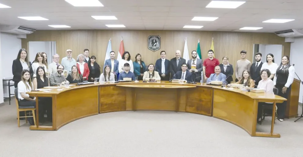 La Universidad Nacional de Itapúa fue el escenario para exponer sobre el proyecto, que también contó con especialistas de otras instituciones y familiares de las víctimas.
