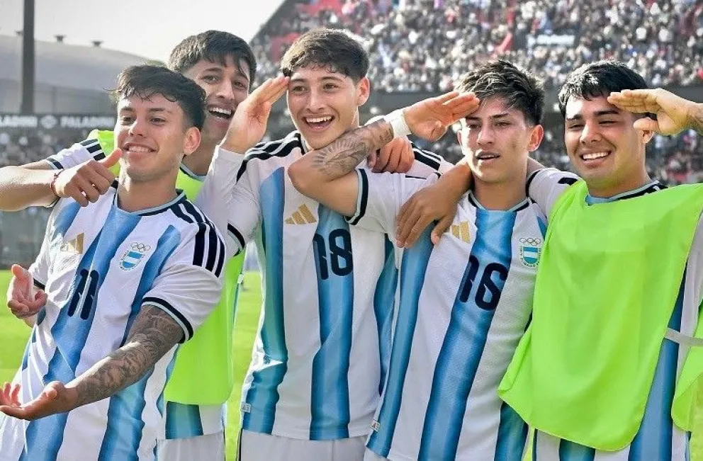 Jainikoski, con la 11 en el pecho, ingresó en el complemento. 