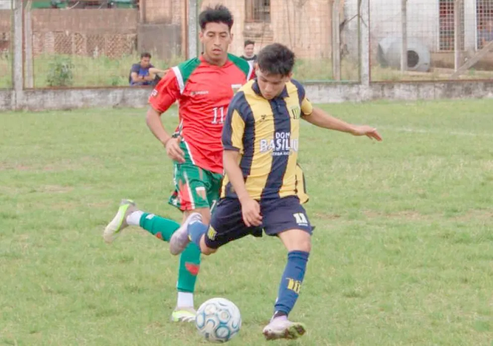 Brown fue contundente en casa para golear al Auriazul.
Foto: prensa Mitre