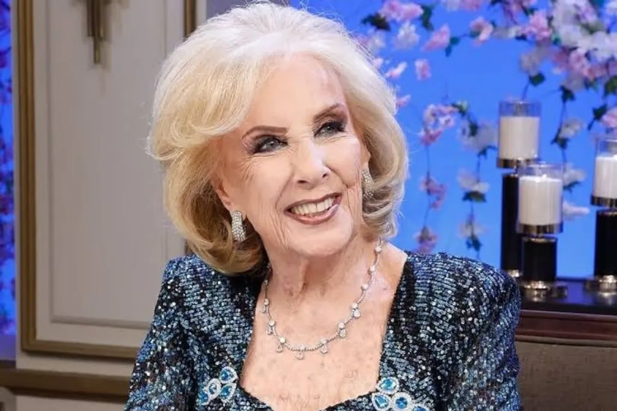 Mirtha Legrand mejora y ya se encuentra en una habitación común
