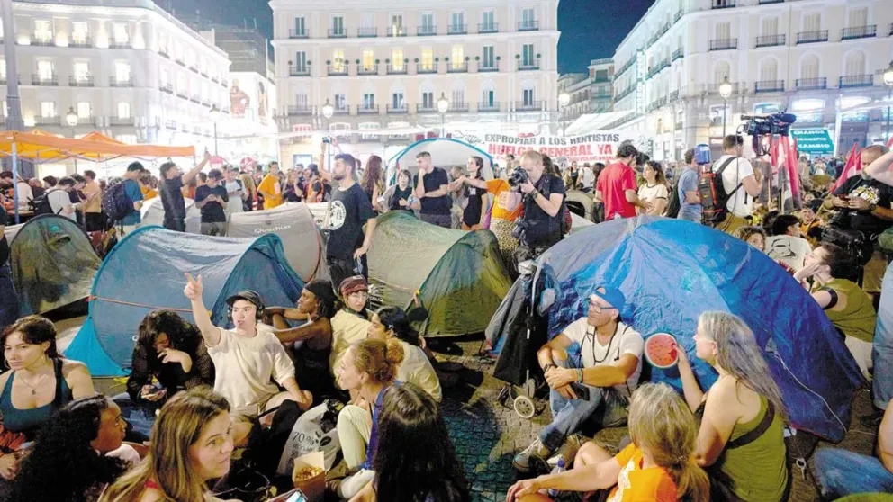Las protestas, sobre todo de jóvenes, se replicaron en varias ciudades. Foto: AP