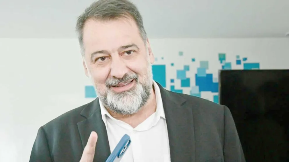 González habló de extender en la provincia servicios de mayor complejidad.