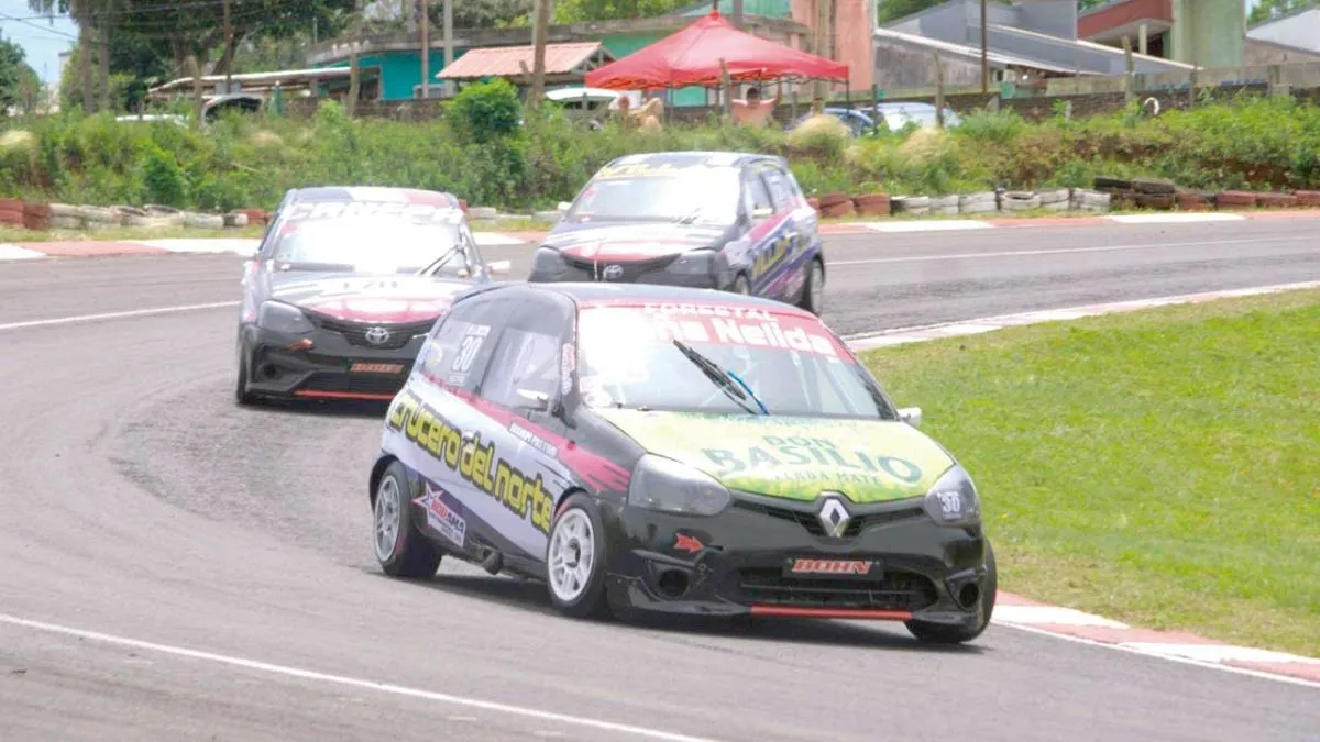 Juan Pablo Pastori (Renault Clío)