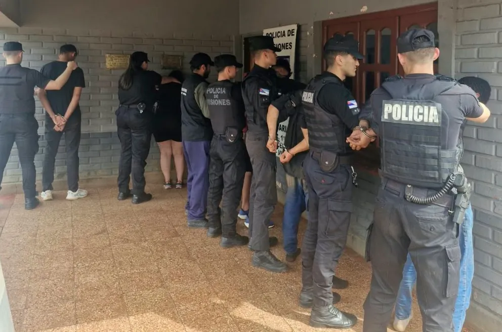Durante los operativos se incautó cocaína, vehículos, proyectiles y armas.