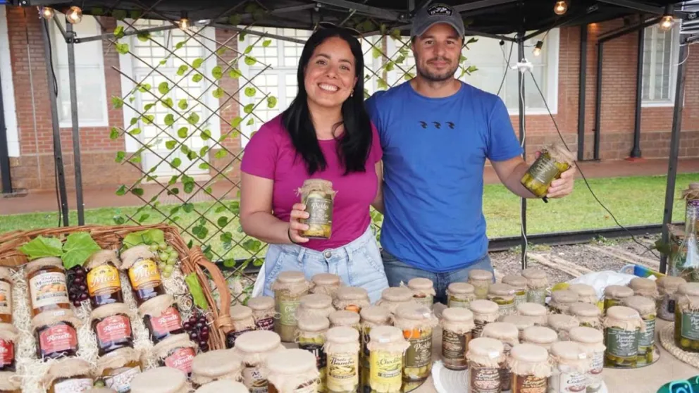 Mariana Sotelo y Rubén Sosa expusieron una gran variedad de productos artesanales, con los más diversos sabores para todos los gustos.