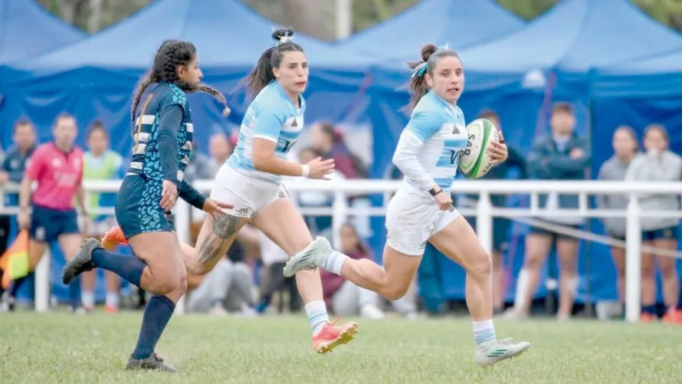 Las misioneras integran el seleccionado argentino femenino, que tuvo un arranque contundente en el Sudamericano de seven en Carlos Paz. 