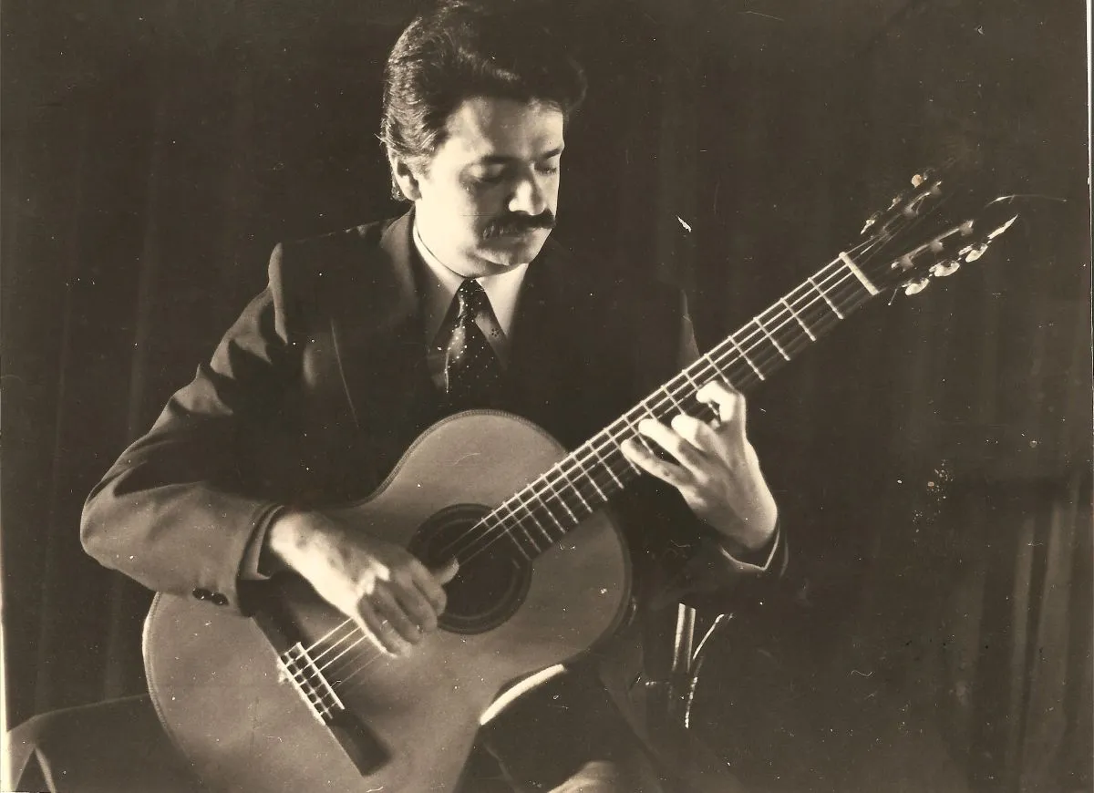 César Latti