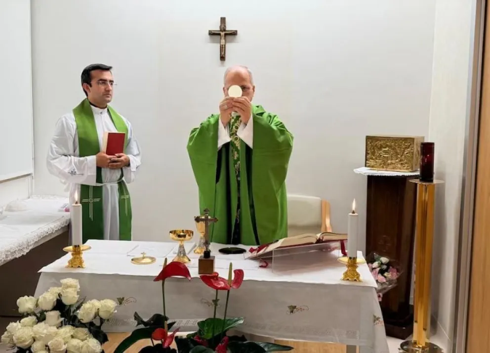 El papa León XIV celebró misa en el hospital Gemelli, en Roma